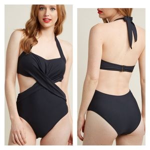 Modcloth Edgy On The Eyes One-piece Swimsuit XS